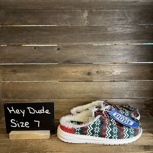 New $65 Womens Hey Dude Wendy Ugly Sweater Slip on Shoe Size 7‎